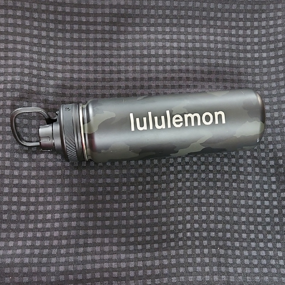 Lululemon Black Camo Water Bottle Back To Life Reusable With Handle , Workout
